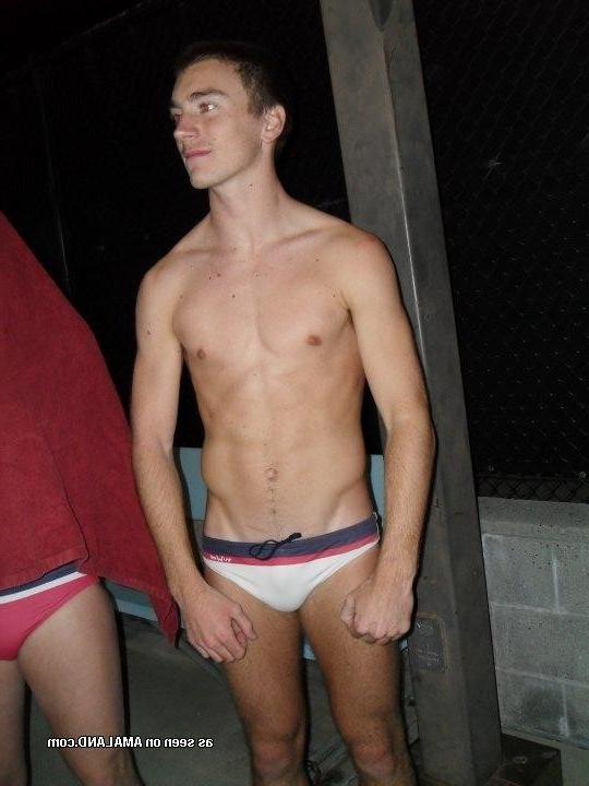 15P Picture compilation of kinky amateur jocks posing