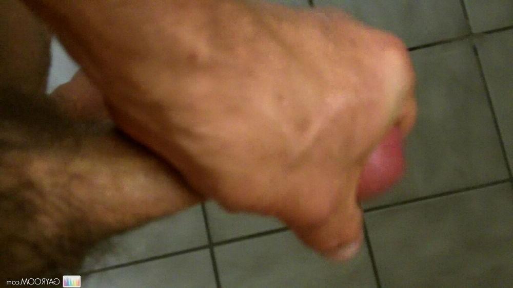 15P Horny amateur gays posing and fucking gallery 8