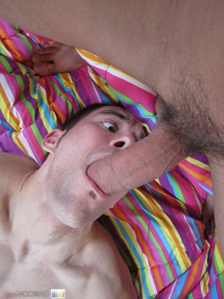 15P Horny amateur gays posing and fucking gallery 7