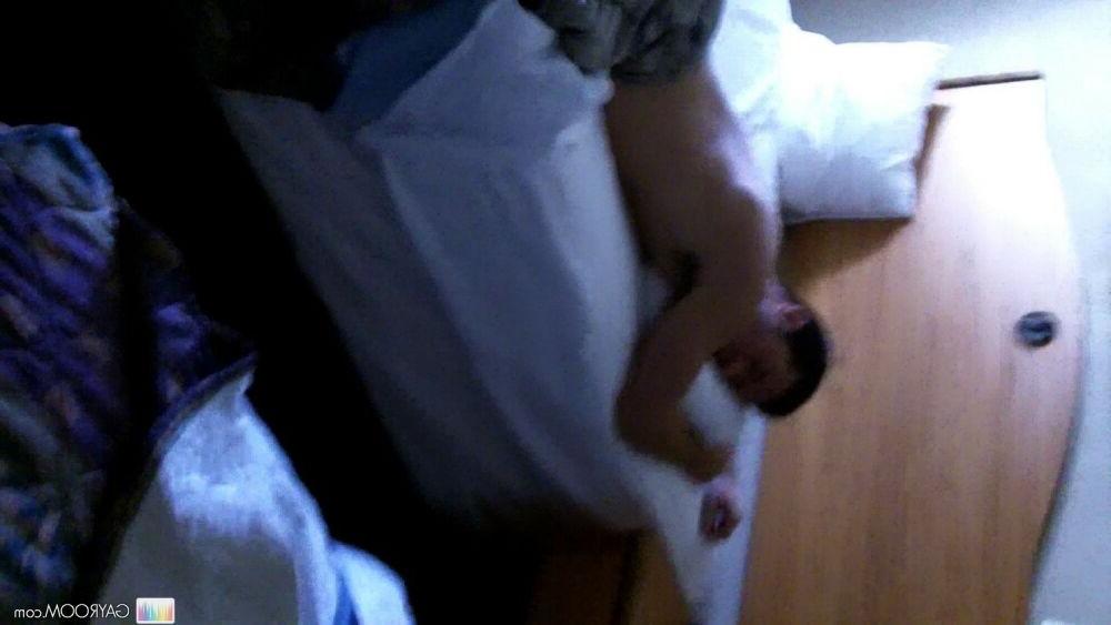 15P Horny amateur gays posing and fucking gallery 11