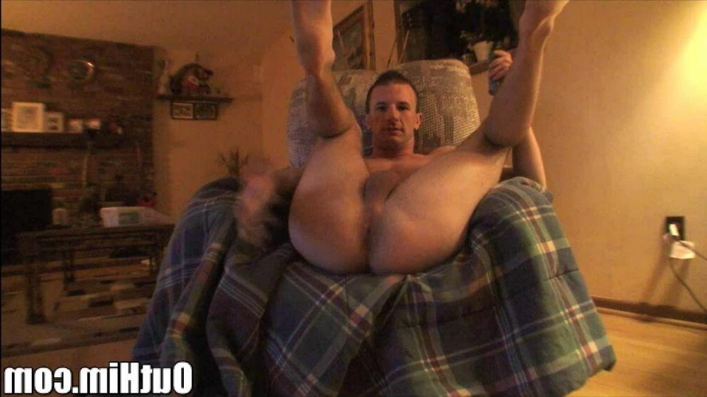 15P Horny amateur gays posing and fucking gallery 11