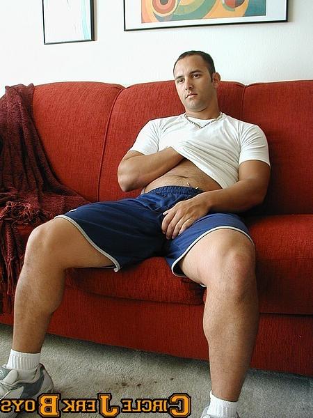 14P Cute amateur hunk in a t-shirt
