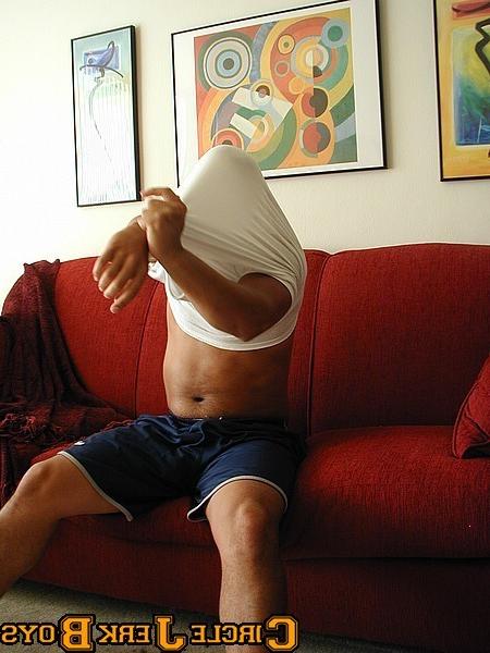 14P Cute amateur hunk in a t-shirt