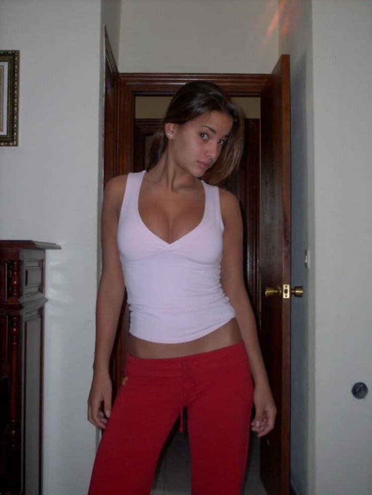 15P Sexy teen girlfriends in secret amateur photo shoots