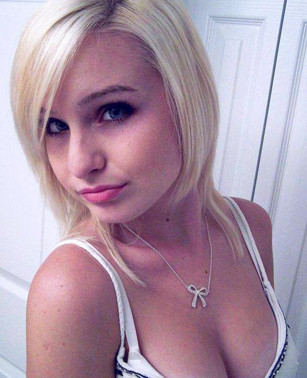 15P Gorgeous amateur girls showing their amazing bodies
