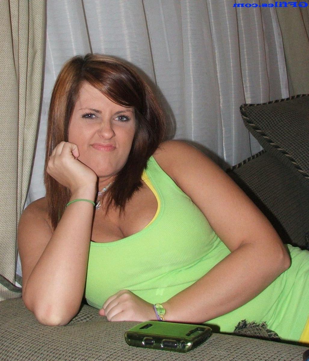 16P Amateur homemade mirror candids