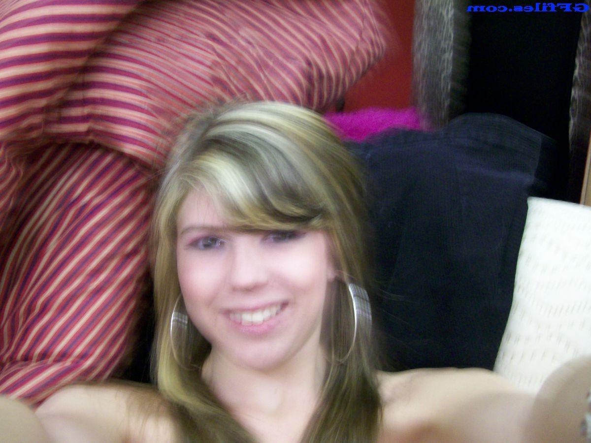 16P Amateur homemade teen girls