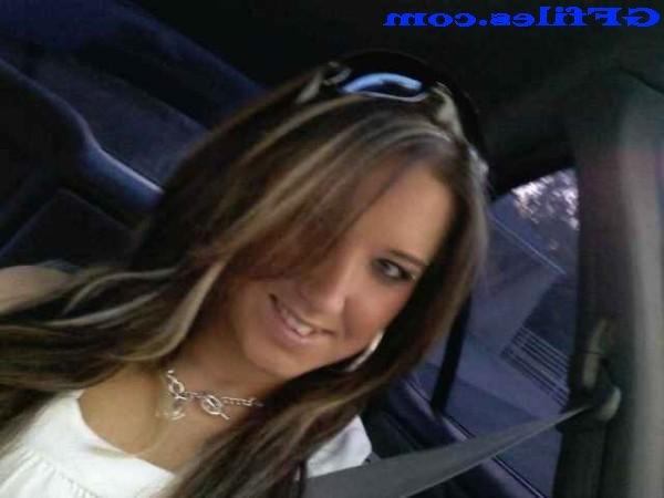 16P Amateur homemade candid teen girls selfshots