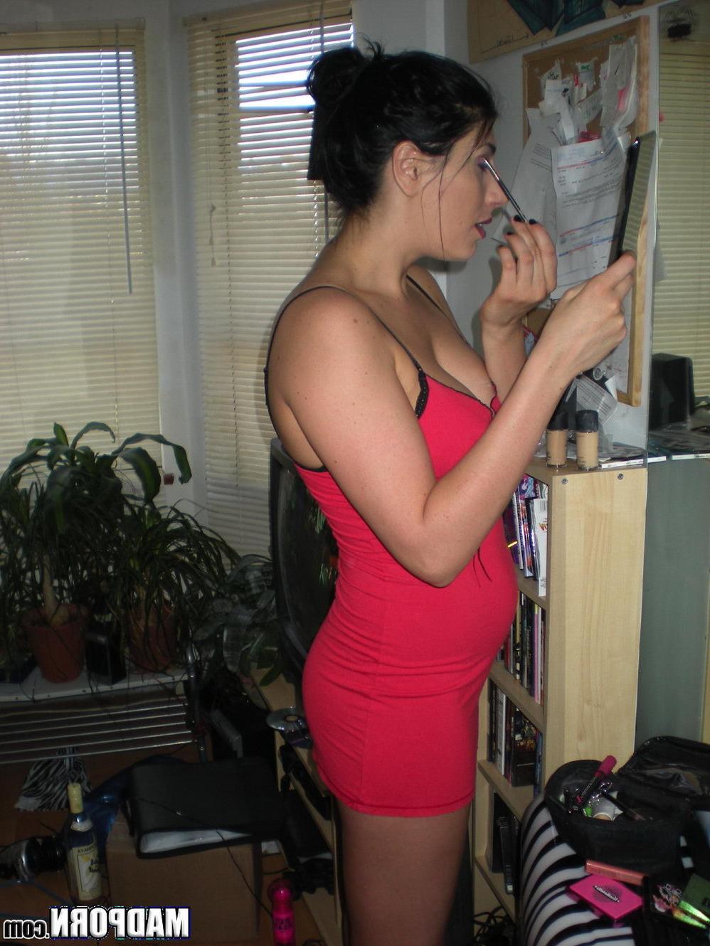 15P Real amateur couples pawn their sextapes