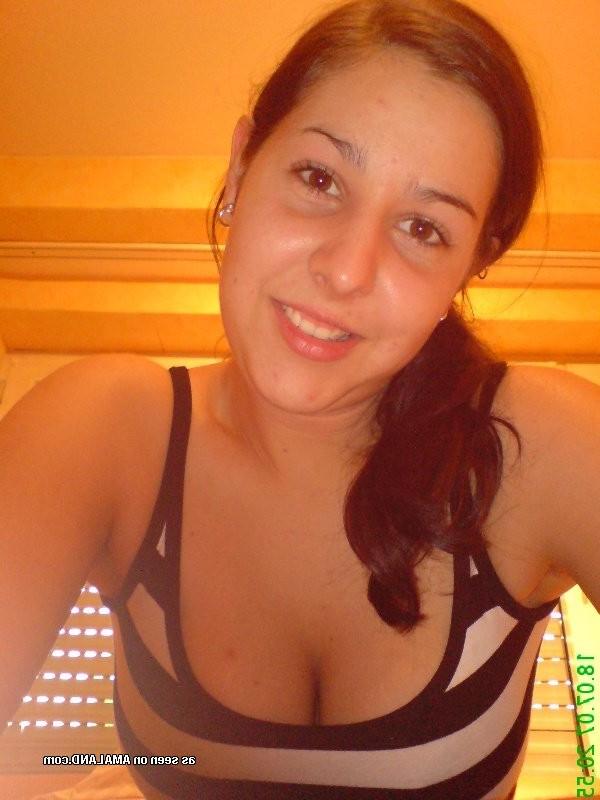 15P Busty amateur latina teasing on camera