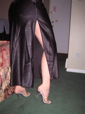 16P Amateur babe in nylons