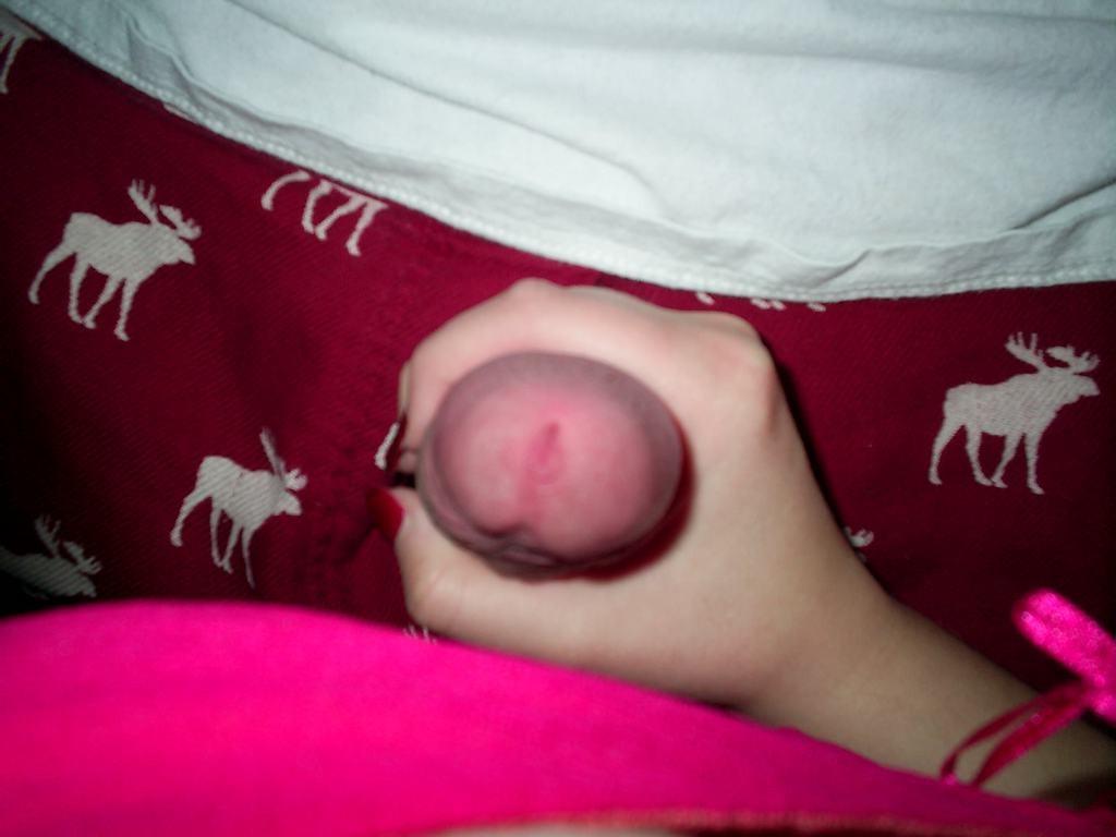 15P Chubby amateur GF sucks and teases cock and gets pussy licked
