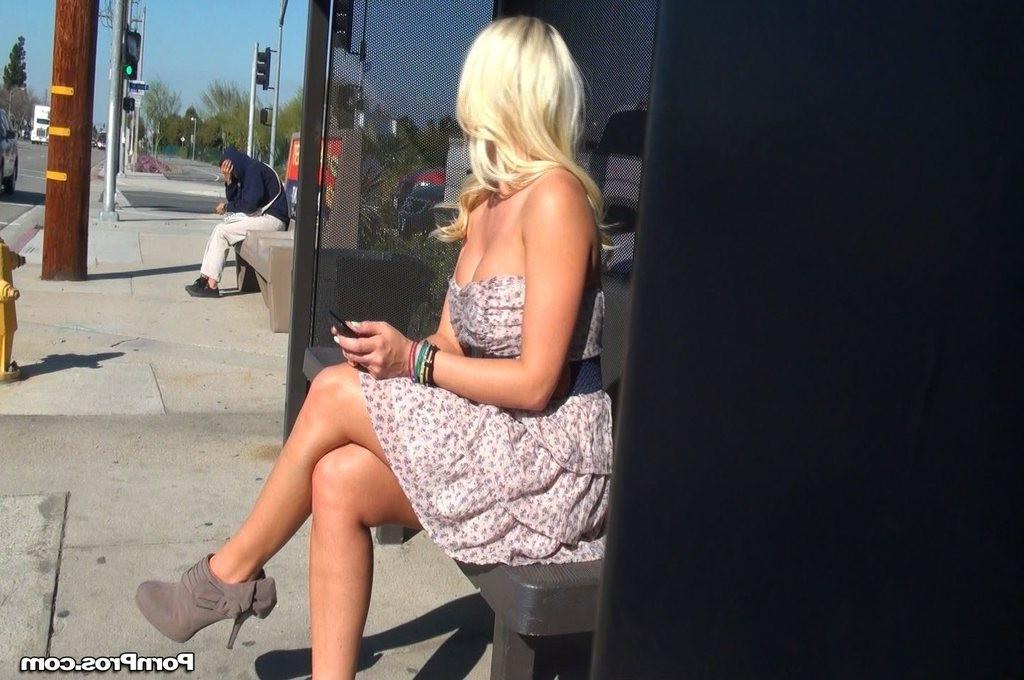 12P Blonde amateur gets splashed at a bus station