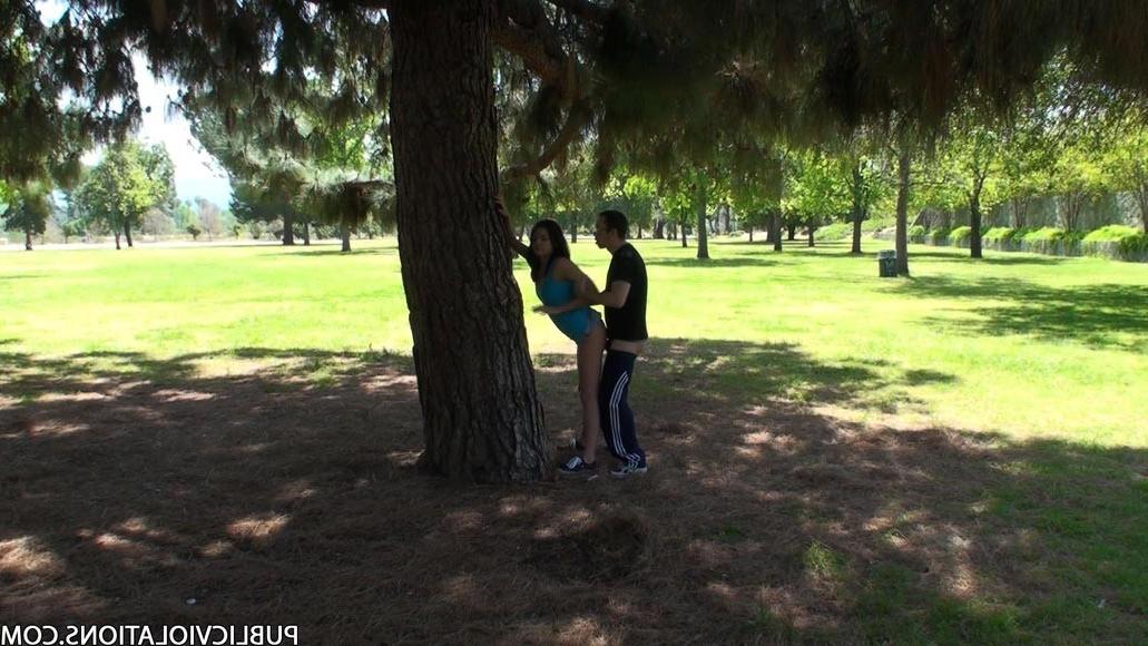 16P Horny brunette babe having sex in a public park