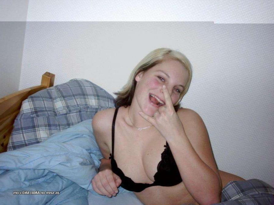 15P Homemade pix of drunk amateur GF topless in thong