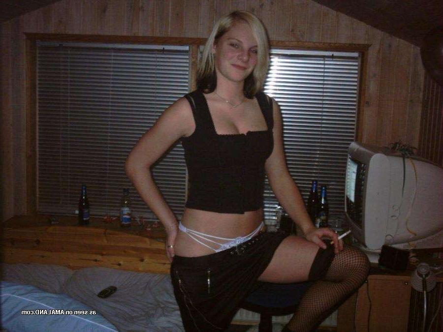 15P Homemade pix of drunk amateur GF topless in thong