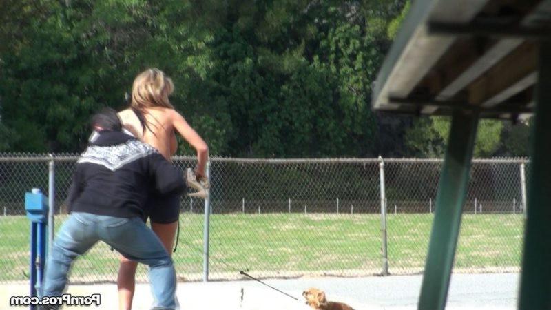 12P Amateur chick gets sharked while walking her dog