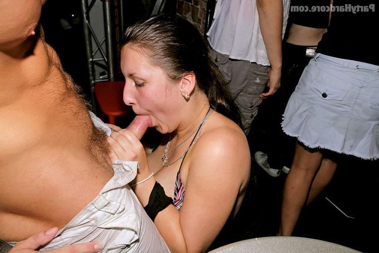 16P Drunk amateur girls fucking in public