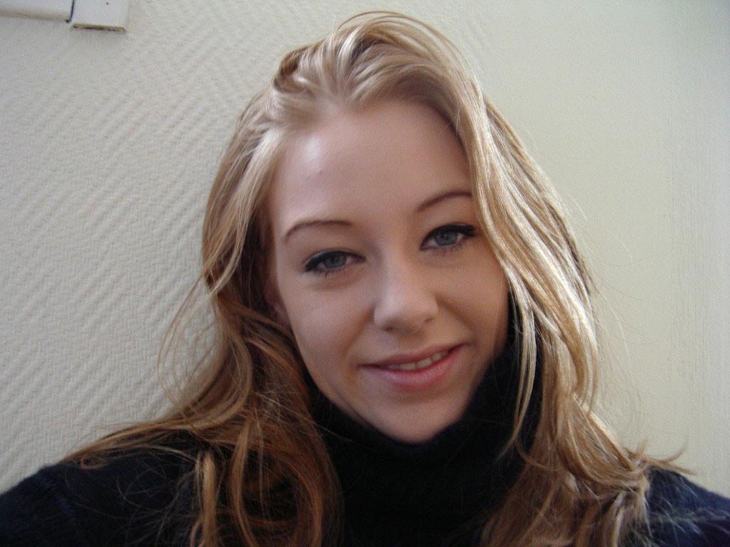 20P Redhead amateur girlfriend awesome blowjob