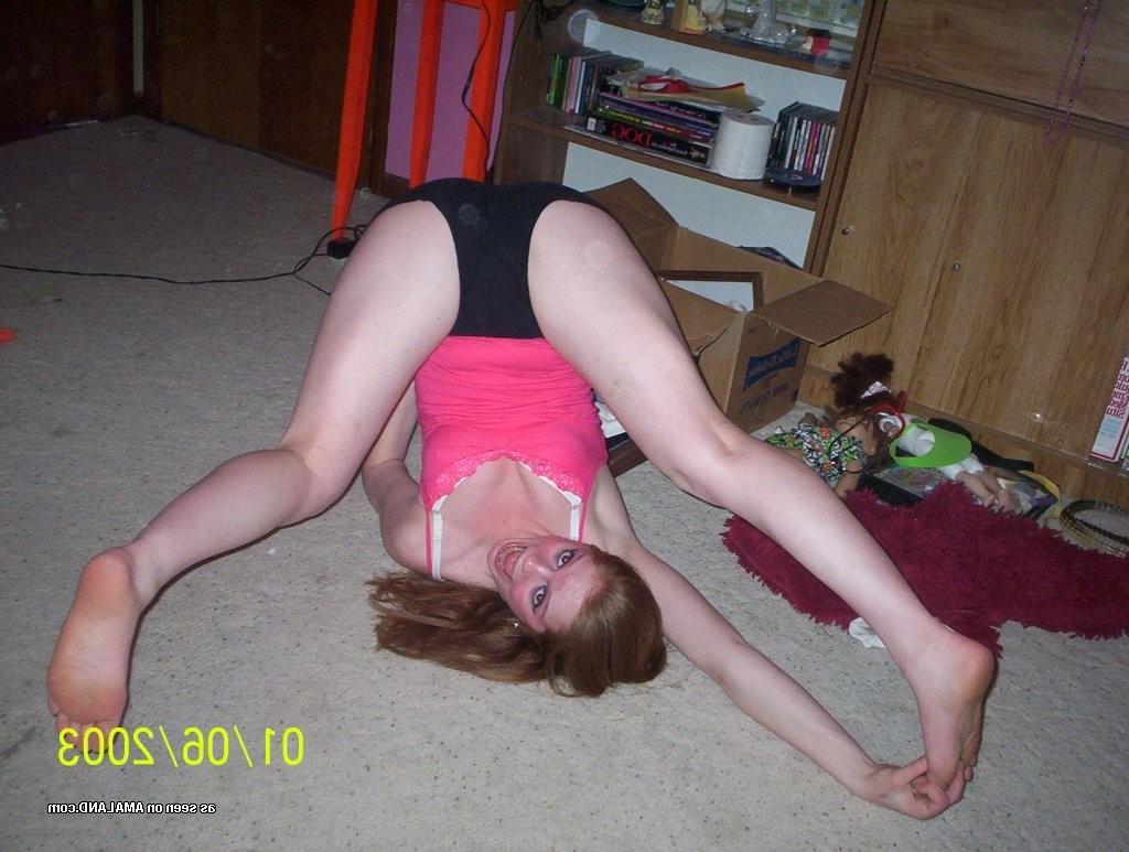 15P Assortment of random amateur teenage girlfriends in homemade pix