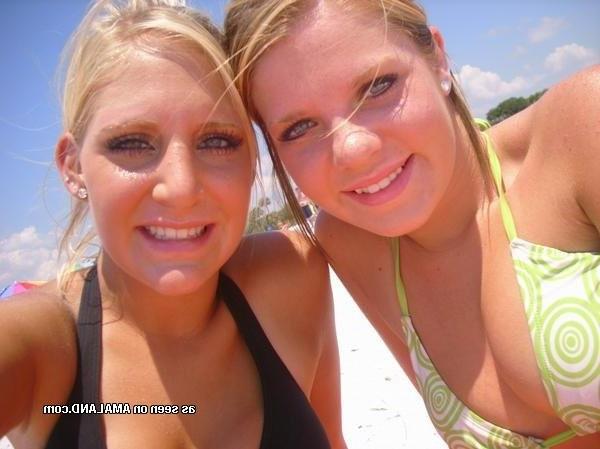 15P Amateur eighteen year old girlfriends stripping in homemade pix