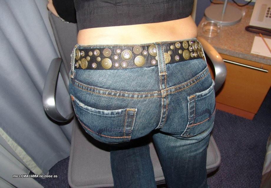 15P Homemade pix of amateur teen girlfriends flashing tits and more