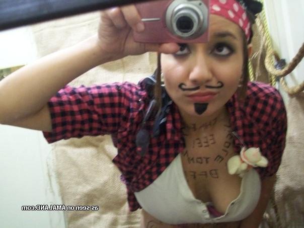 15P Amazing amateur teen girlfriends showing pussy in homemade pix