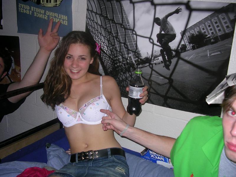 15P Horny real amateur teen girlfriends in assorted homemade pix