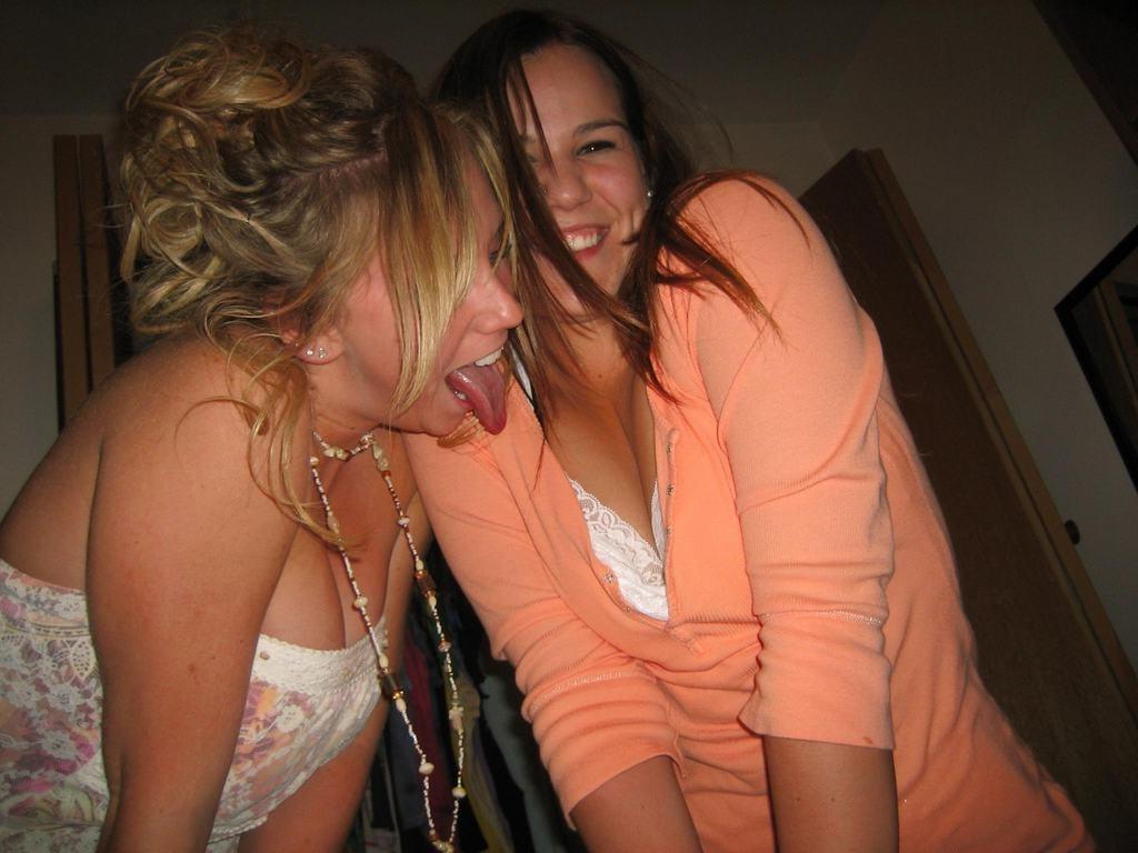 15P Various amateur barely legal girlfriends teasing