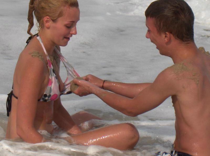 15P Homemade collection of amateur teen girlfriends