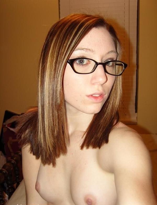 15P Amateur teen girlfriends in random homemade pix