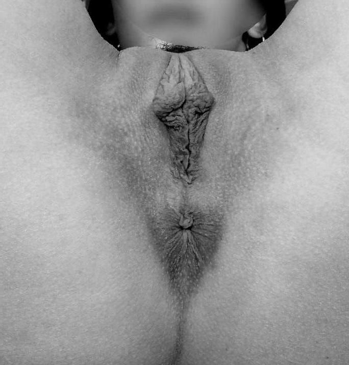 15P 100%Amateur hot photos in first plane