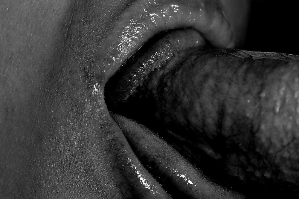 15P 100%Amateur hot photos in first plane
