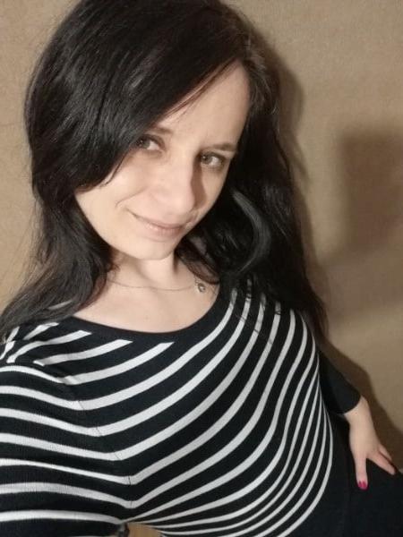 24P Ania 36 Merzhausen - Polish busty amateur in Germany.