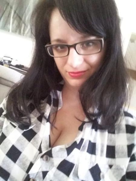 24P Ania 36 Merzhausen - Polish busty amateur in Germany.