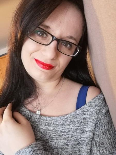 24P Ania 36 Merzhausen - Polish busty amateur in Germany.