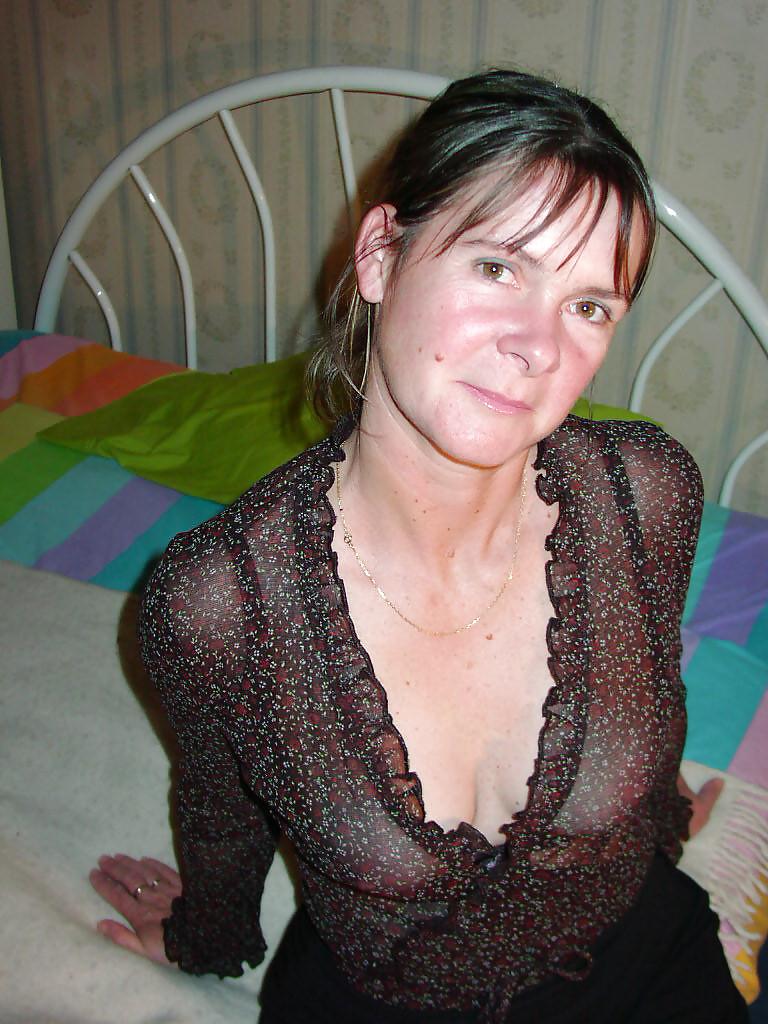 25P Exposed fucktoy slut pig sophie 