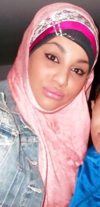7P Hijab beauty face girl.