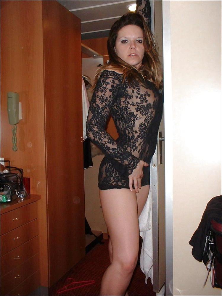 25P Amateur milf 4