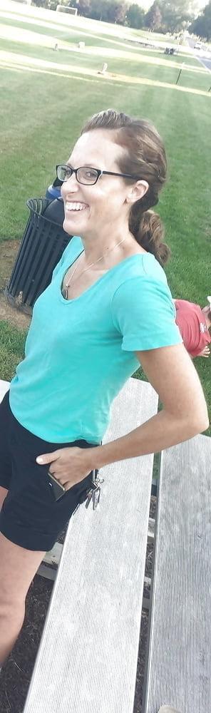 25P EXPOSED MILF