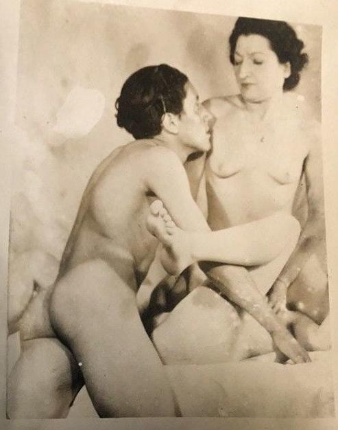 15P 1940s ffm threesome 2