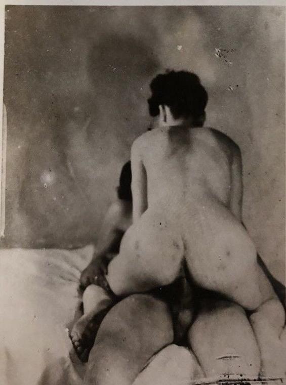 15P 1940s ffm threesome 2