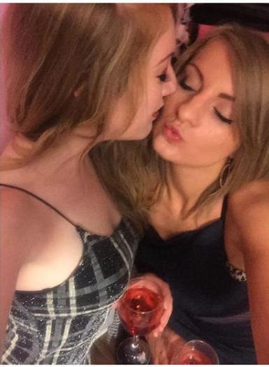 25P lesbian