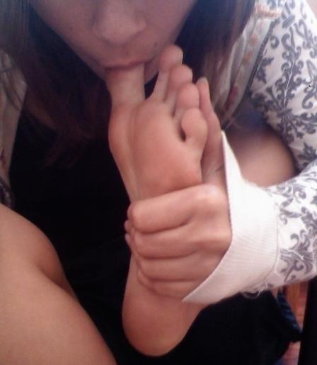 7P Amateur Feet