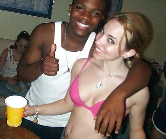 25P White Wives Don't Need Tinder