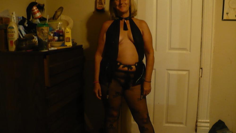 14P Q Q  S DEE Showing Off BBC Meeting outfits