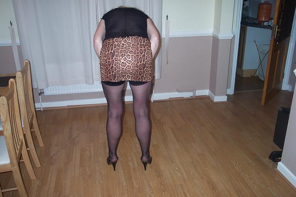 14P UK Amateur Slut Milf Samantha 24