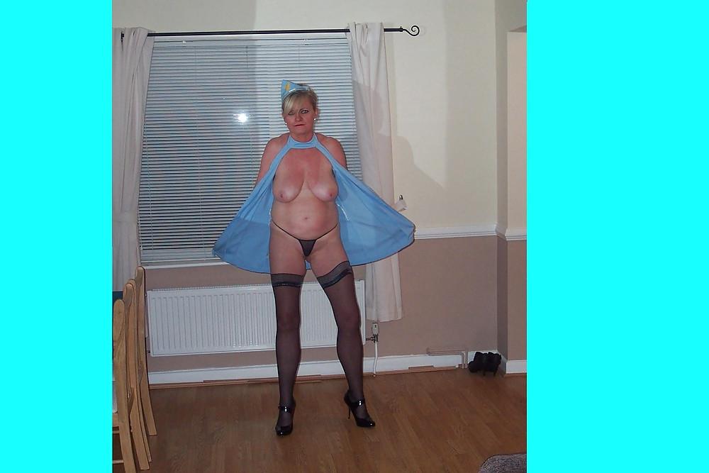13P UK Amateur Slut Milf Samantha 30
