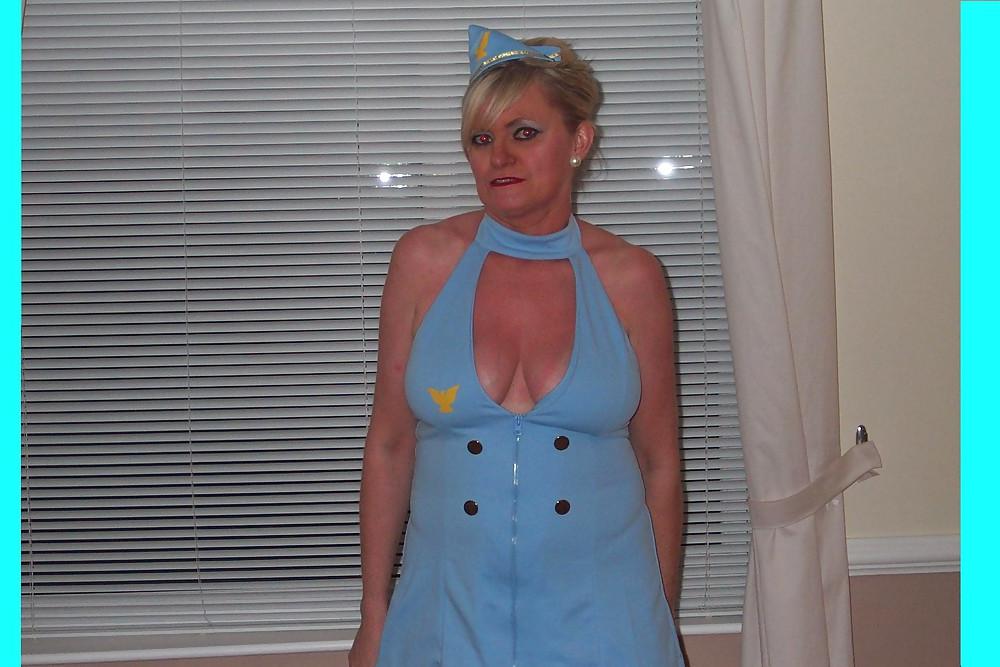 13P UK Amateur Slut Milf Samantha 30