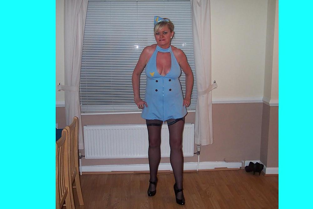13P UK Amateur Slut Milf Samantha 30